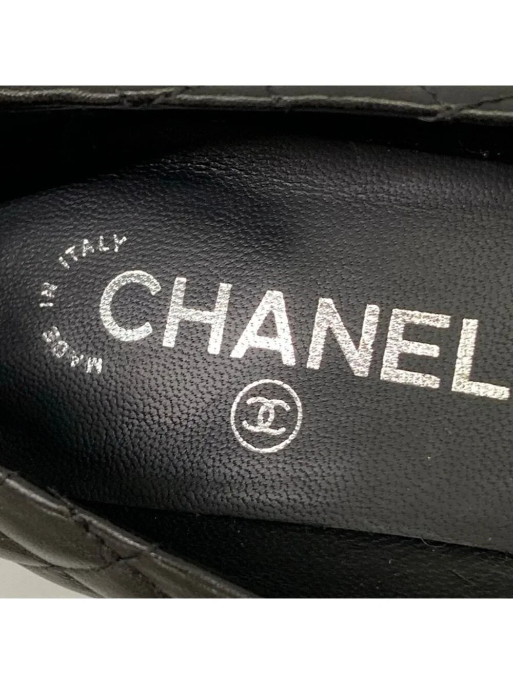 Chanel Pumps C Black Quilted CC Logo Lambskin Heels